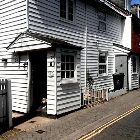 Bridewell Cottage In The Heart Of Tenterden - Pass The Keys Екстер'єр фото