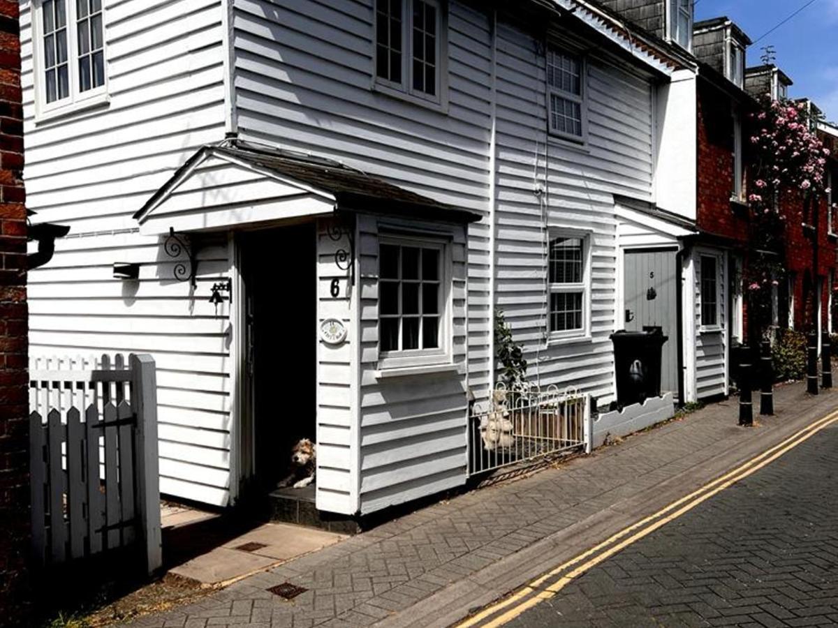 Bridewell Cottage In The Heart Of Tenterden - Pass The Keys Екстер'єр фото